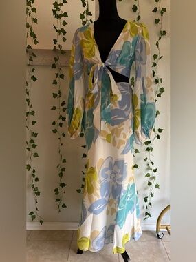 Mika & Gala Floral Two Piece Set NWT
